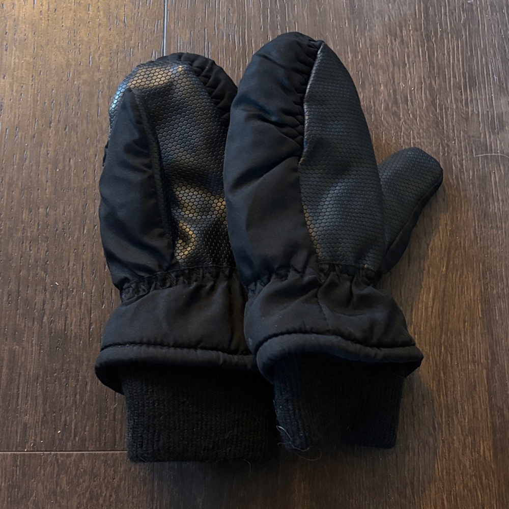 3M Thinsulate Black Insulated Mittens